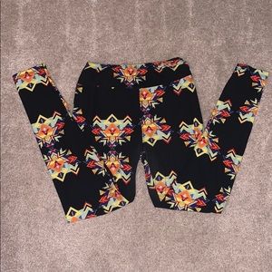 Patterned LuLaRoe Leggings